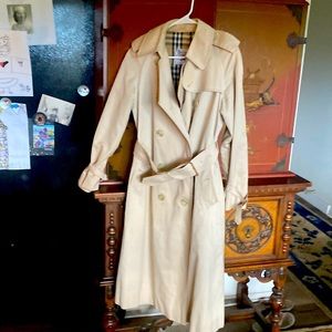 Vintage Burberry Coat-S